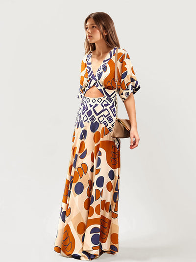Graphic Print Maxi Dress with Flowing Silhouette