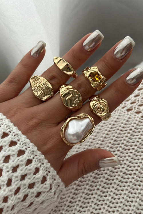 Diamond Retro Flower Ring