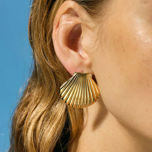 Louisa - Seashell Earrings