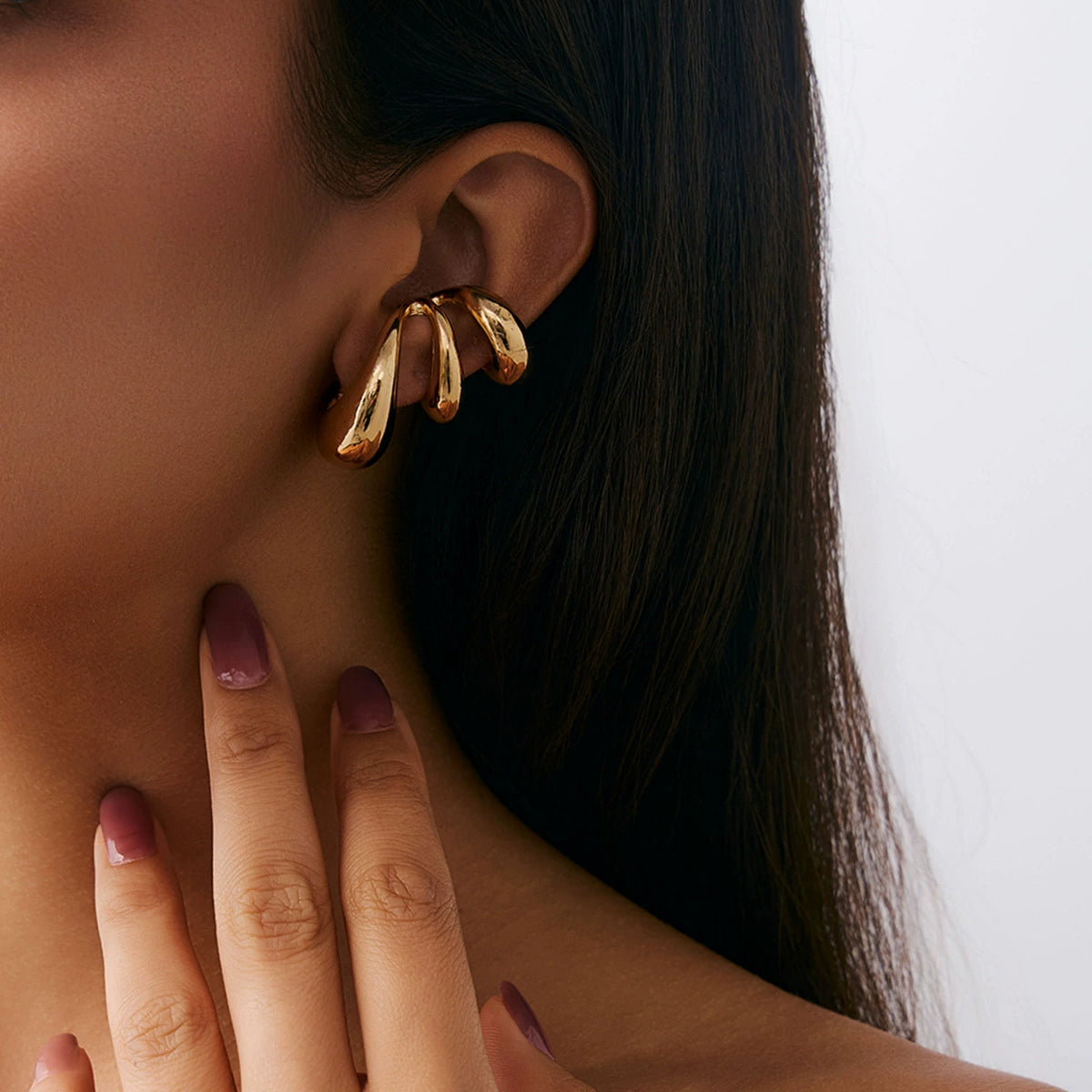 Nova Teardrop Ear Cuff